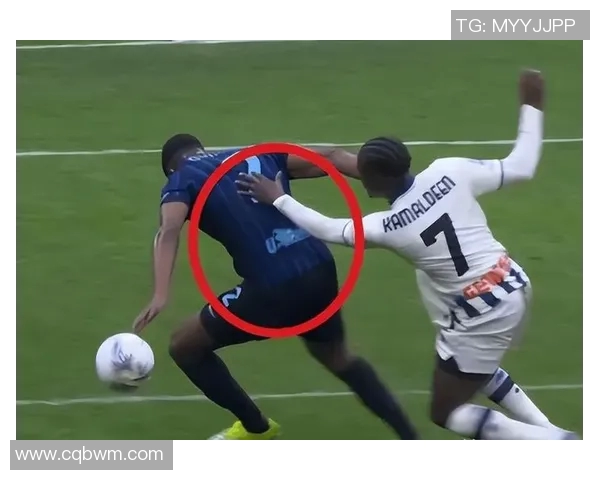 国米赛场爆发小插曲裁判果断处置维护比赛秩序 国米赛场爆发小插曲裁判果断处置维护比赛秩序