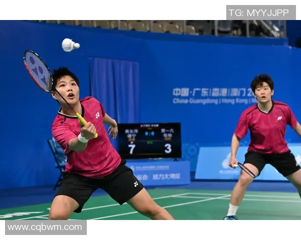 羽毛球女子双打顶尖组合战术解析与未来发展趋势探讨